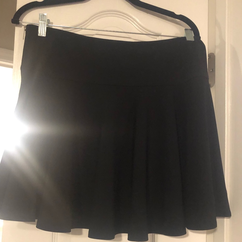 Skater swing skirt